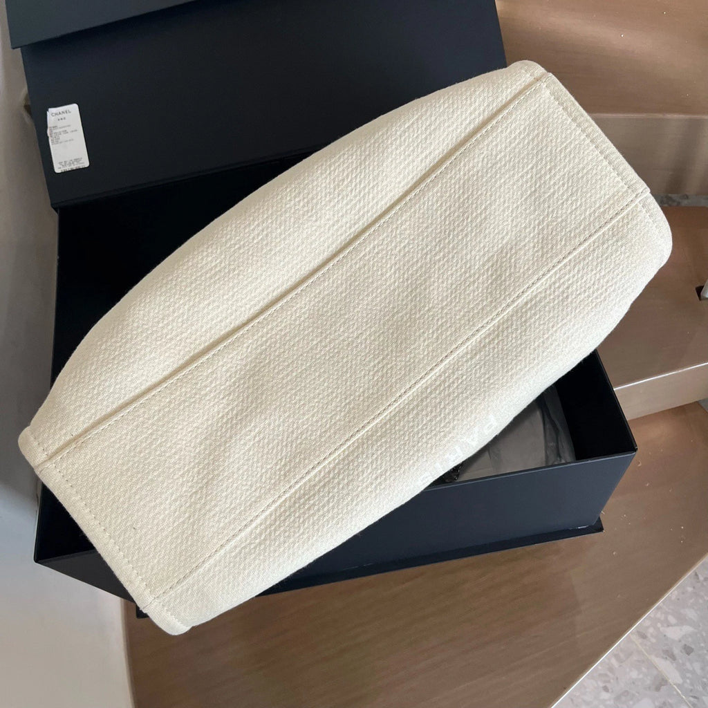 Chanel Canvas Tote Shoulder Bag Shoulder Bag White Women Classic