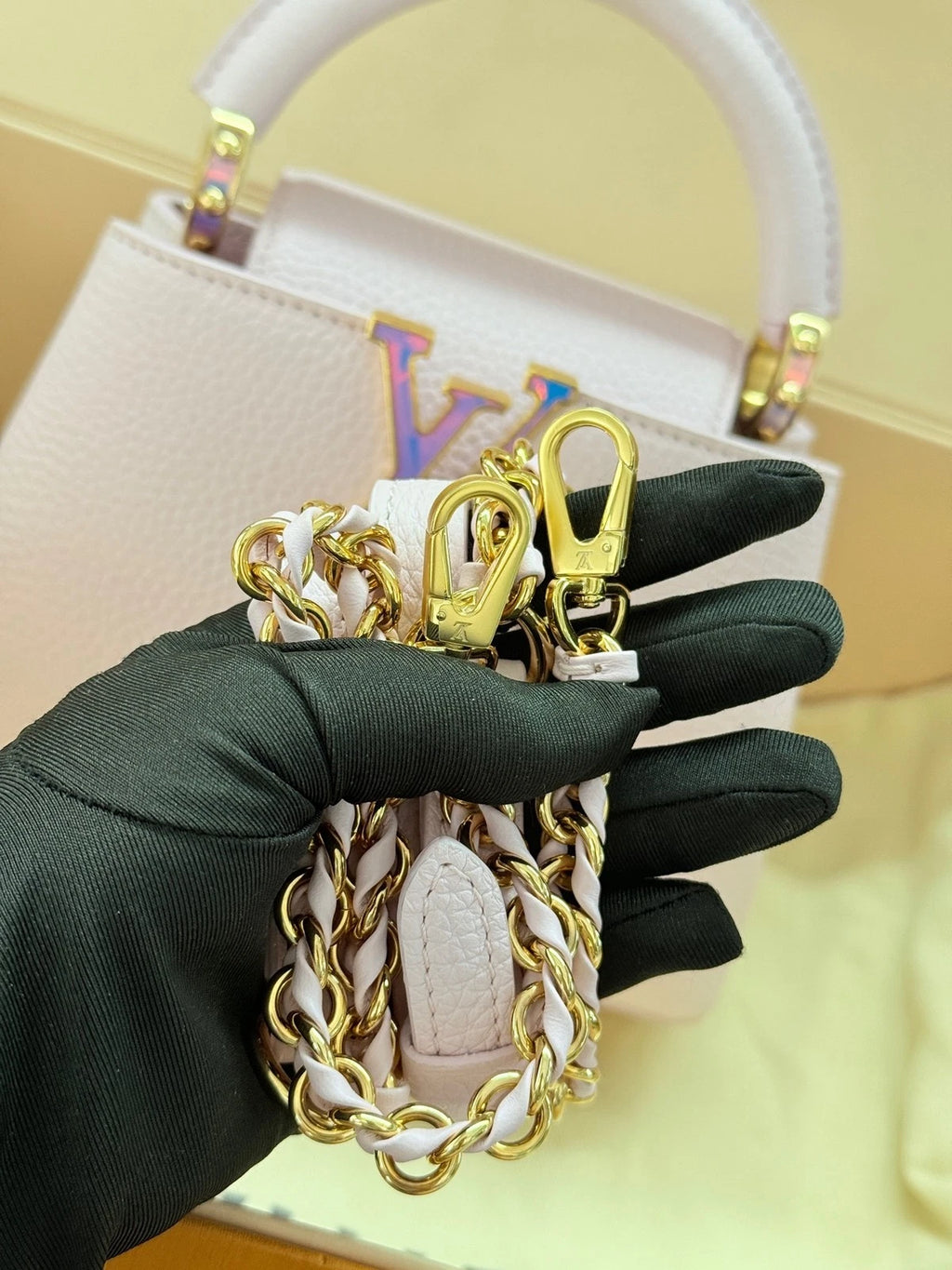 Louis Vuitton Pink Capucines Mini Calfskin Handbag For Women