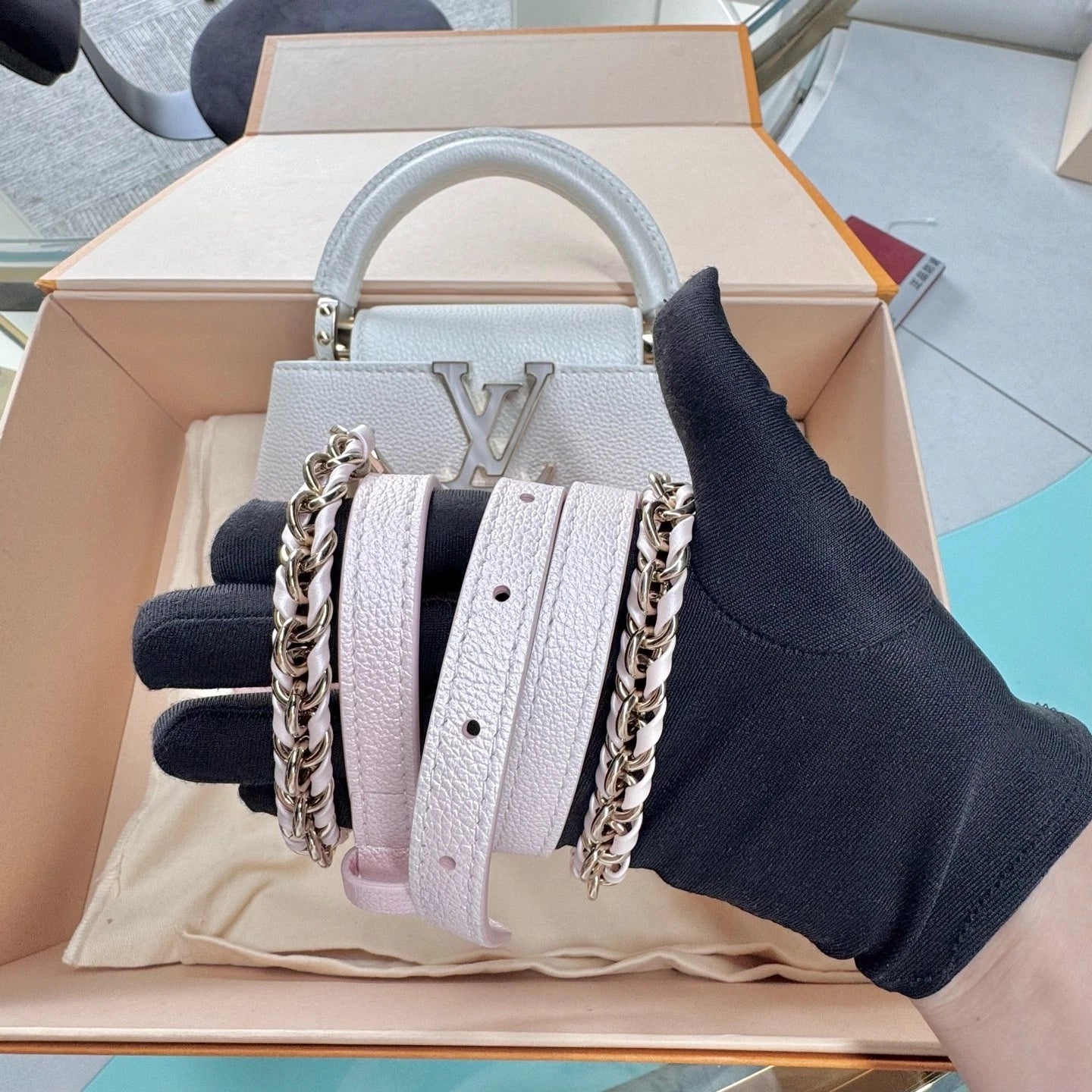 Louis Vuitton Capucines Mini Pink Gradient Bag For Women