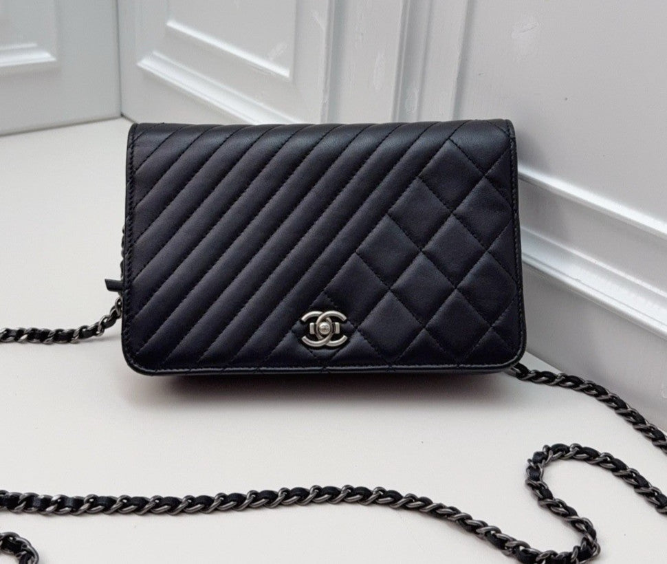 CHANEL Woc Lambskin Chain Shoulder bag Black Silver Women Crossbody