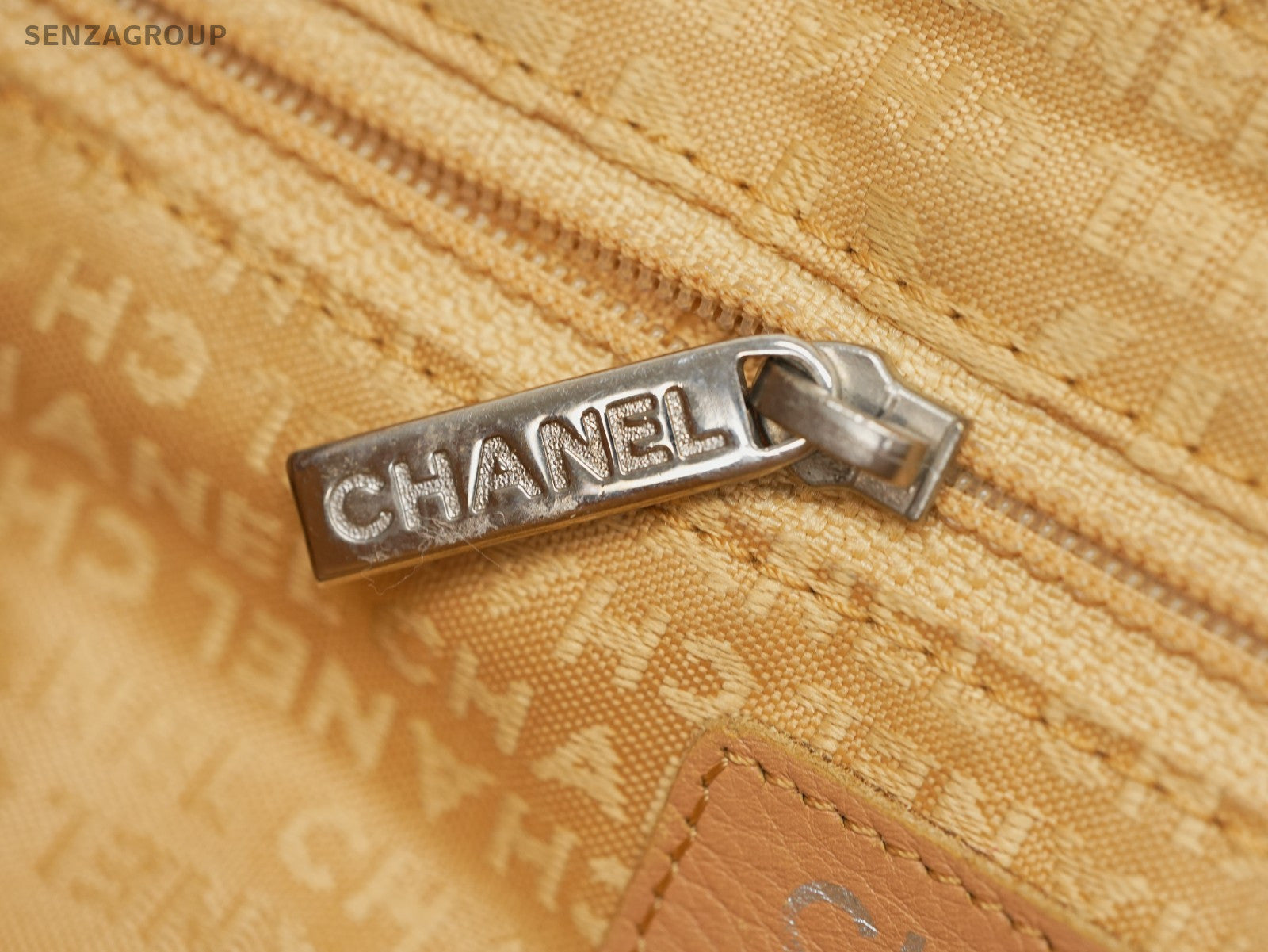 CHANEL 2.55 Diamond pattern Chain Shoulder bag Women