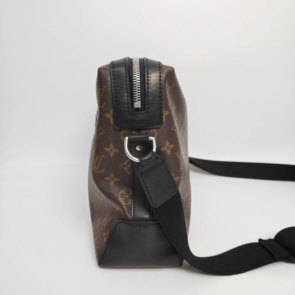 Louis Vuitton Monogram Brown Leather Crossbody Briefcase For Women
