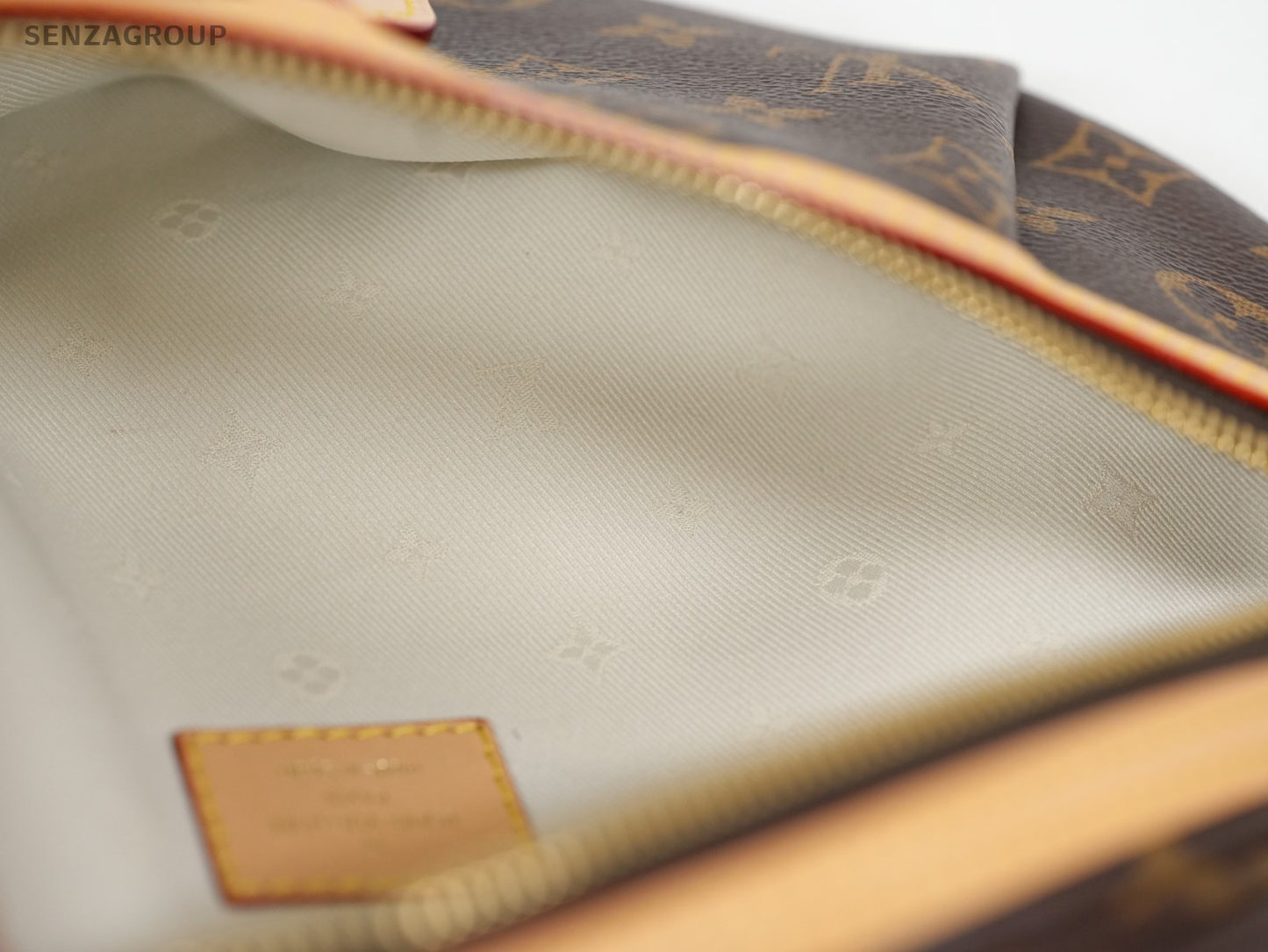 Louis Vuitton Bumbag Monogram Canvas Crossbody Shoulder bag Used Women Classic