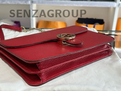 Gucci Red Accordion Chain Shoulder Bag with Gold Hardware - Classic & Stylish