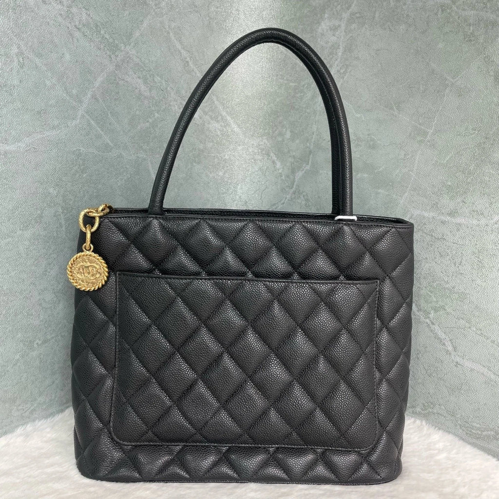 Chanel Hilton Black Caviar Leather Tote Handbag Shoulder Bag Gold Hardware