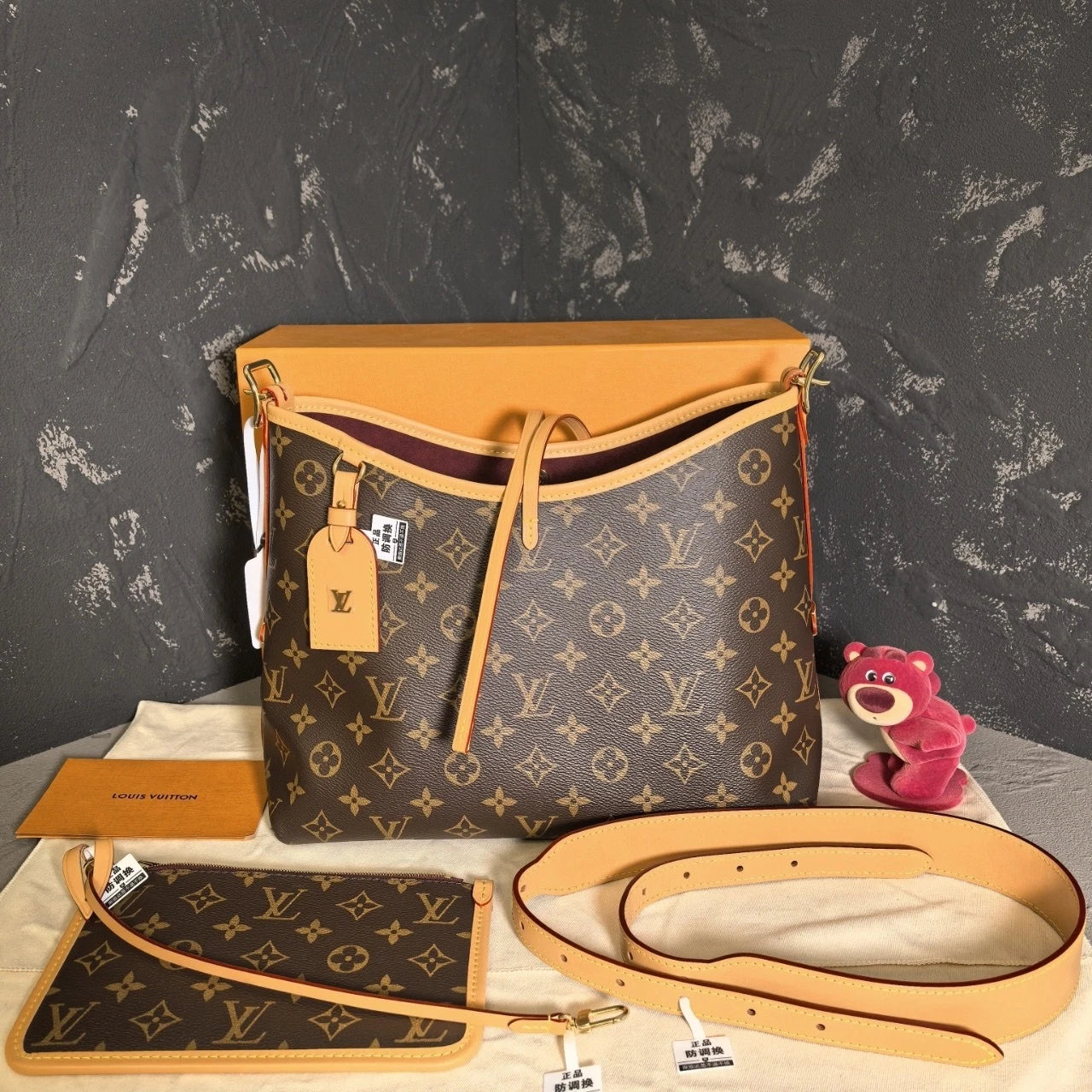 Louis Vuitton Carryall Canvas Shoulder Bag Tote Bag Excellent
