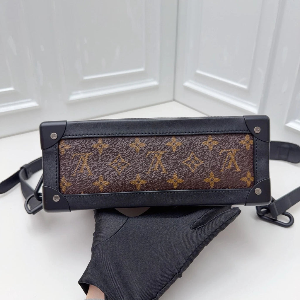 Louis Vuitton Soft Trunk MM Monogram Shoulder Bag Crossbody Unisex Adults