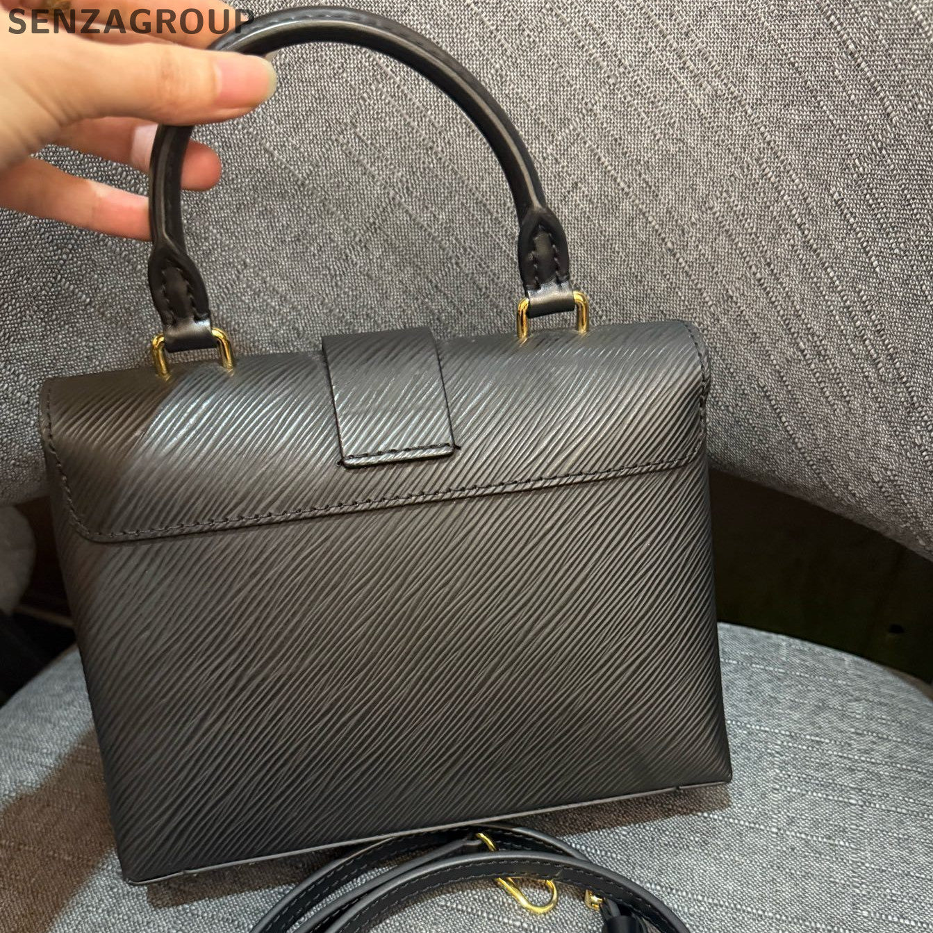 Louis Vuitton Locky BB Black Epi Leather Gold Lock Shoulder Bag