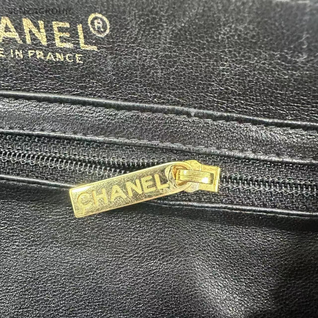 CHANEL Black gold 2.55 Leather Shoulder bag tote