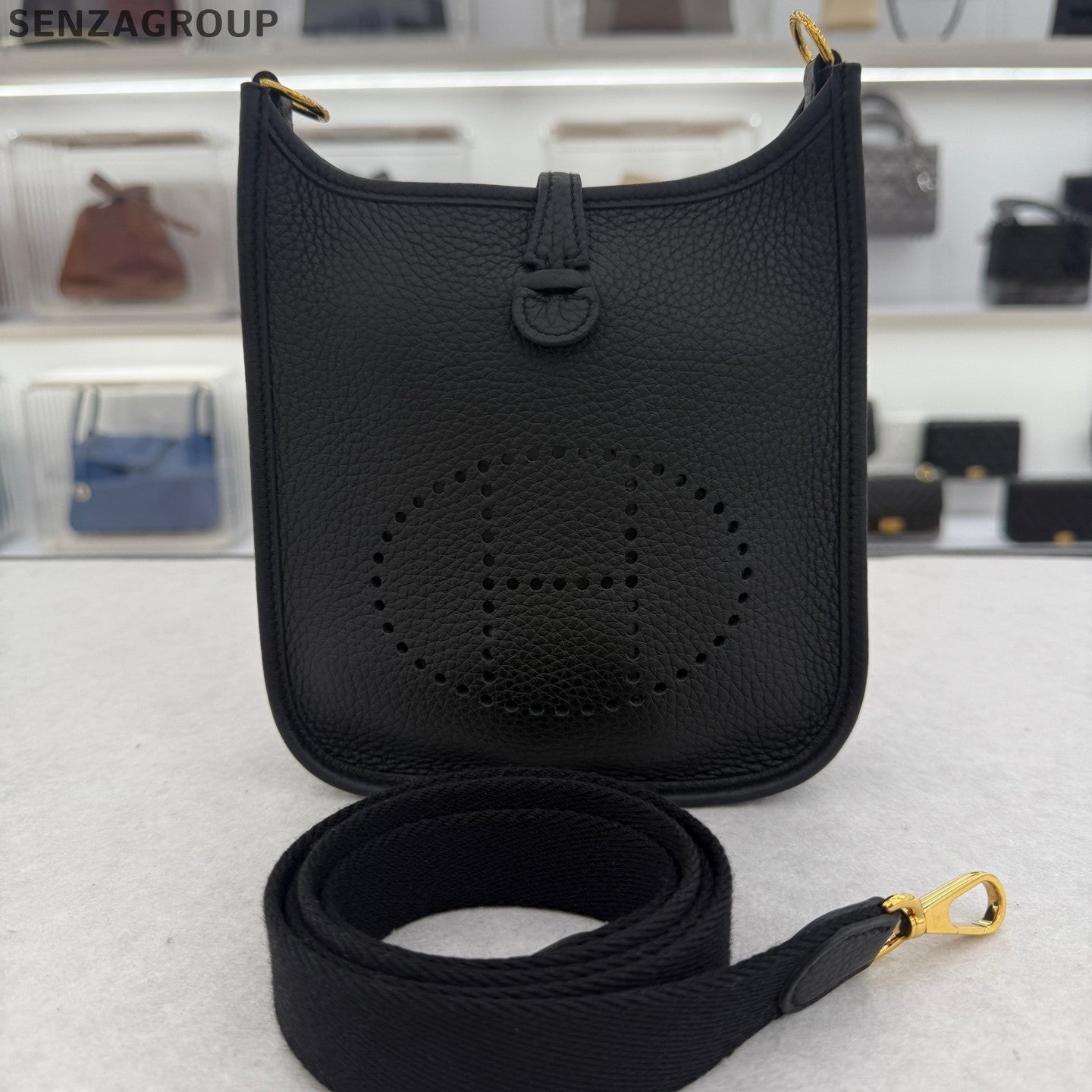 Hermès Evelyne 16 Mini Black Gold Shoulder Crossbody Bag Classic Women