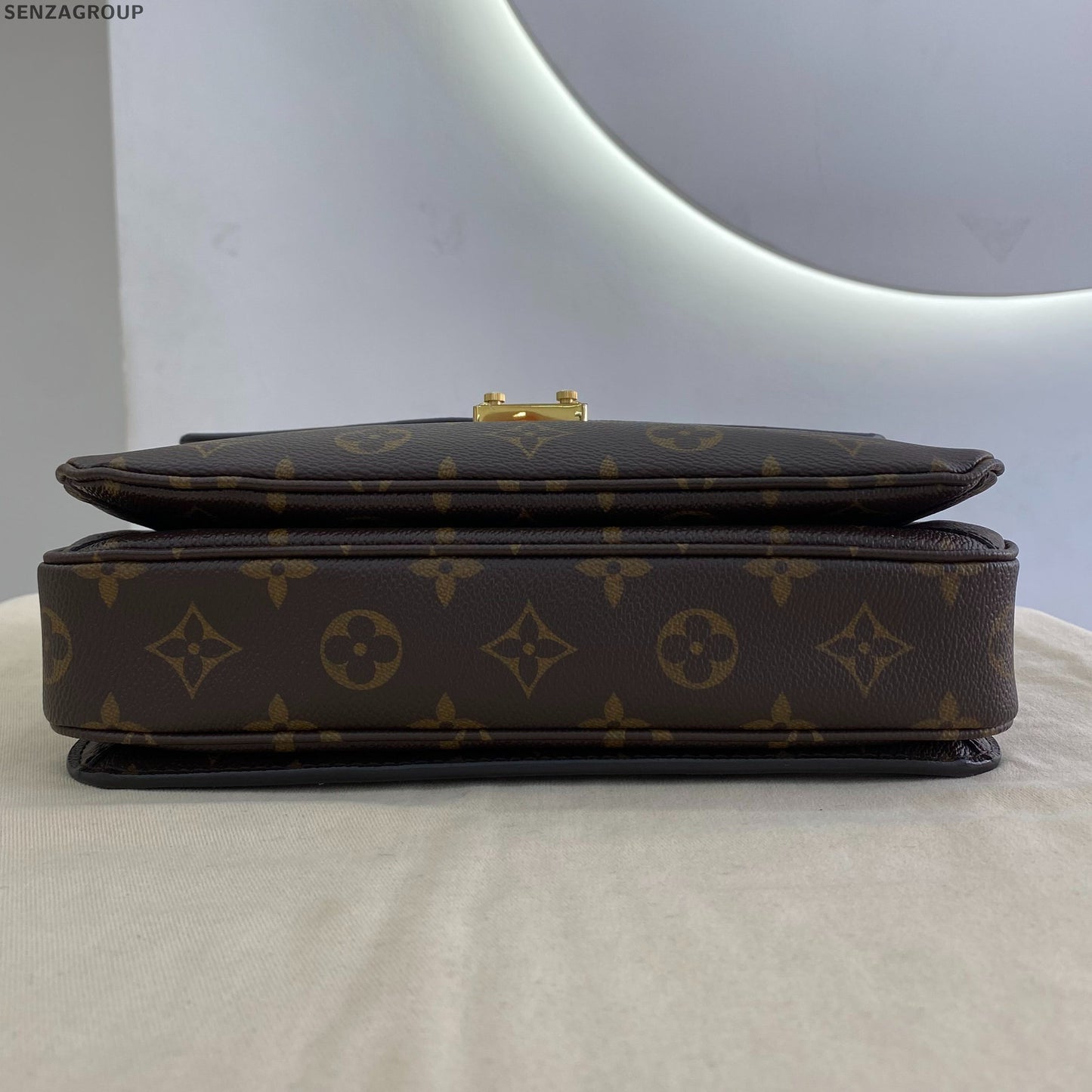 Louis Vuitton Monogram Canvas Pochette Métis Messenger Bag Brown