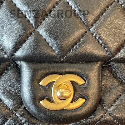 Chanel Classic Flap Black Gold Lambskin Chain Shoulder Crossbody Bag