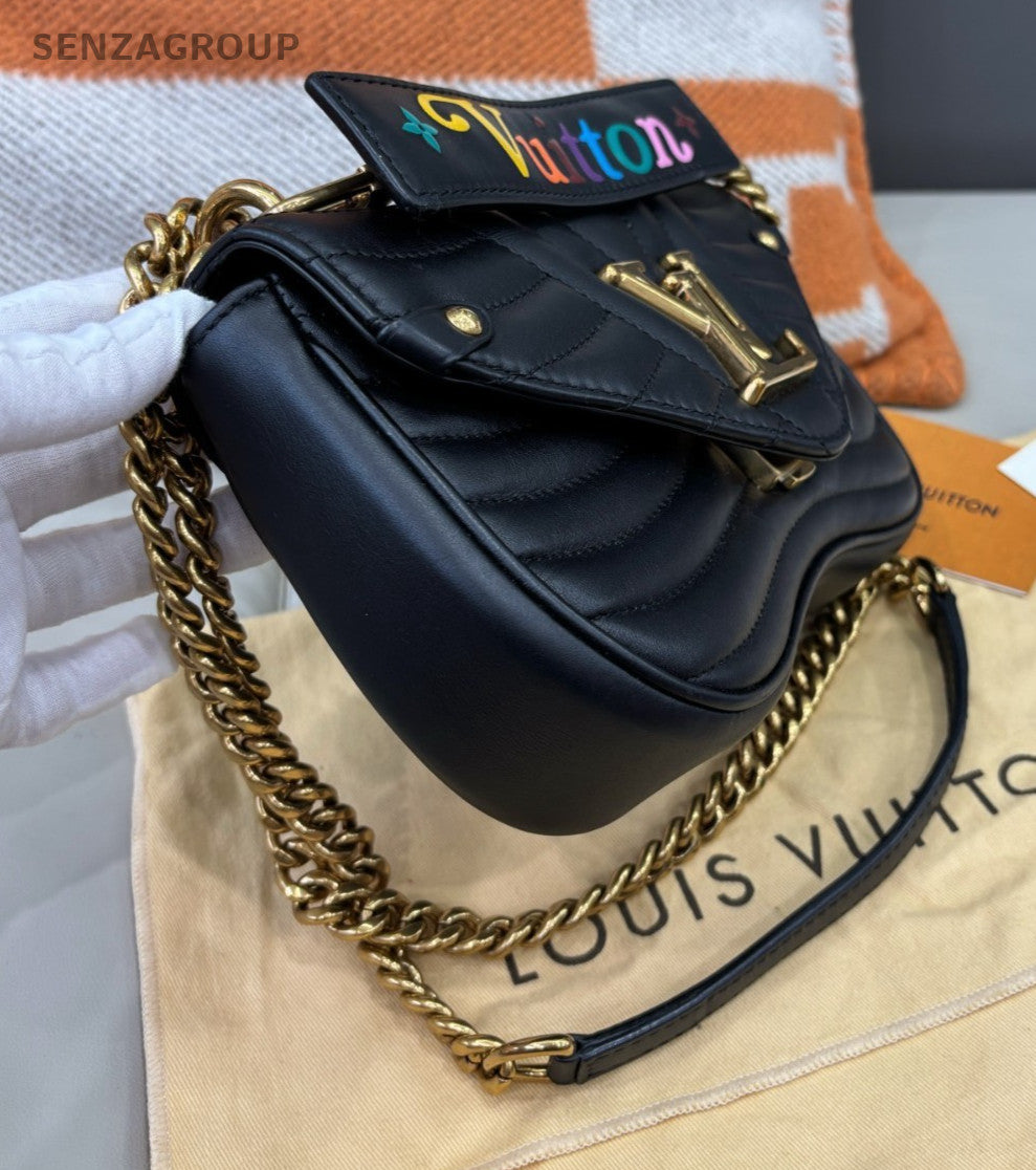 Louis Vuitton New Wave Chain Shoulder bag Black Gold Women Almost Brand NEW