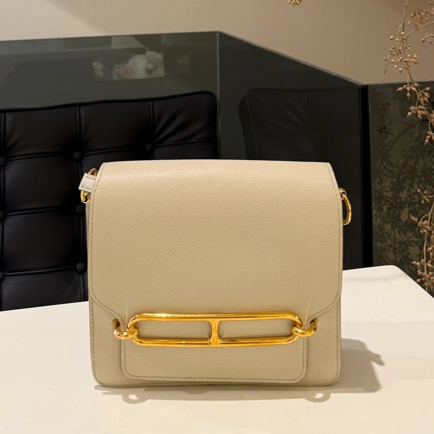 Hermès Roulis 19 Bag in White Gold - Classic Women's Shoulder Crossbody