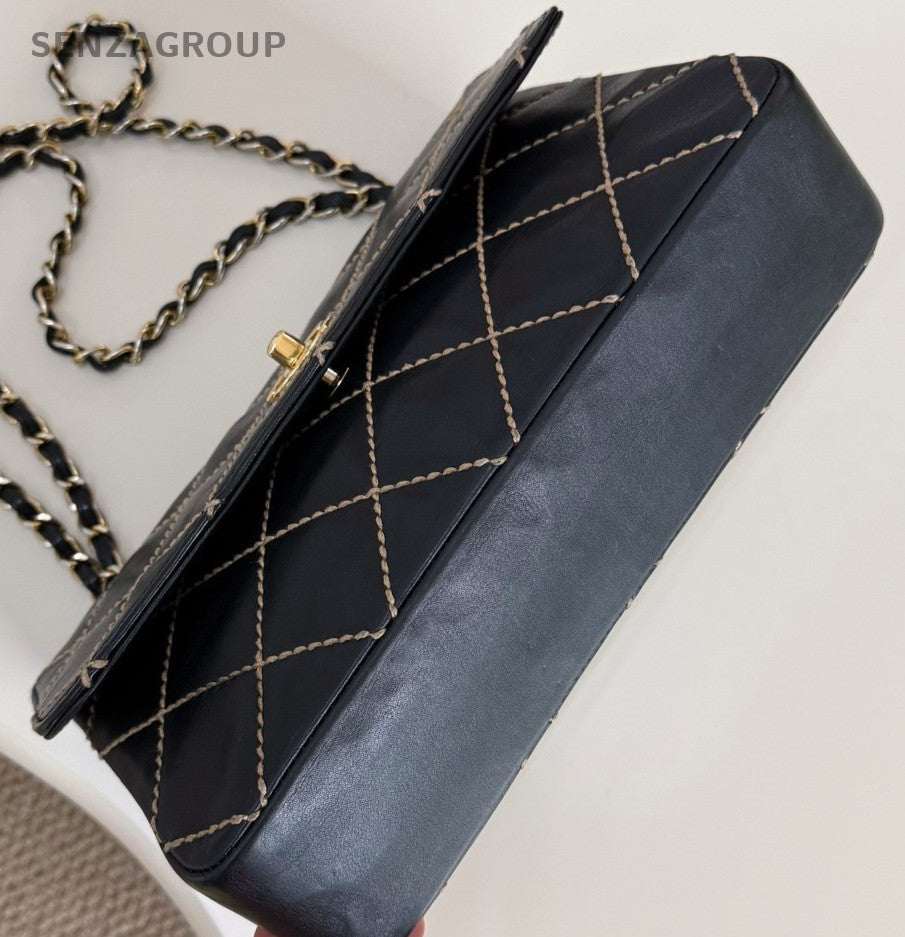 Chanel Classic Flap Quilted Pattern Shoulder Crossbody Bag Black Women