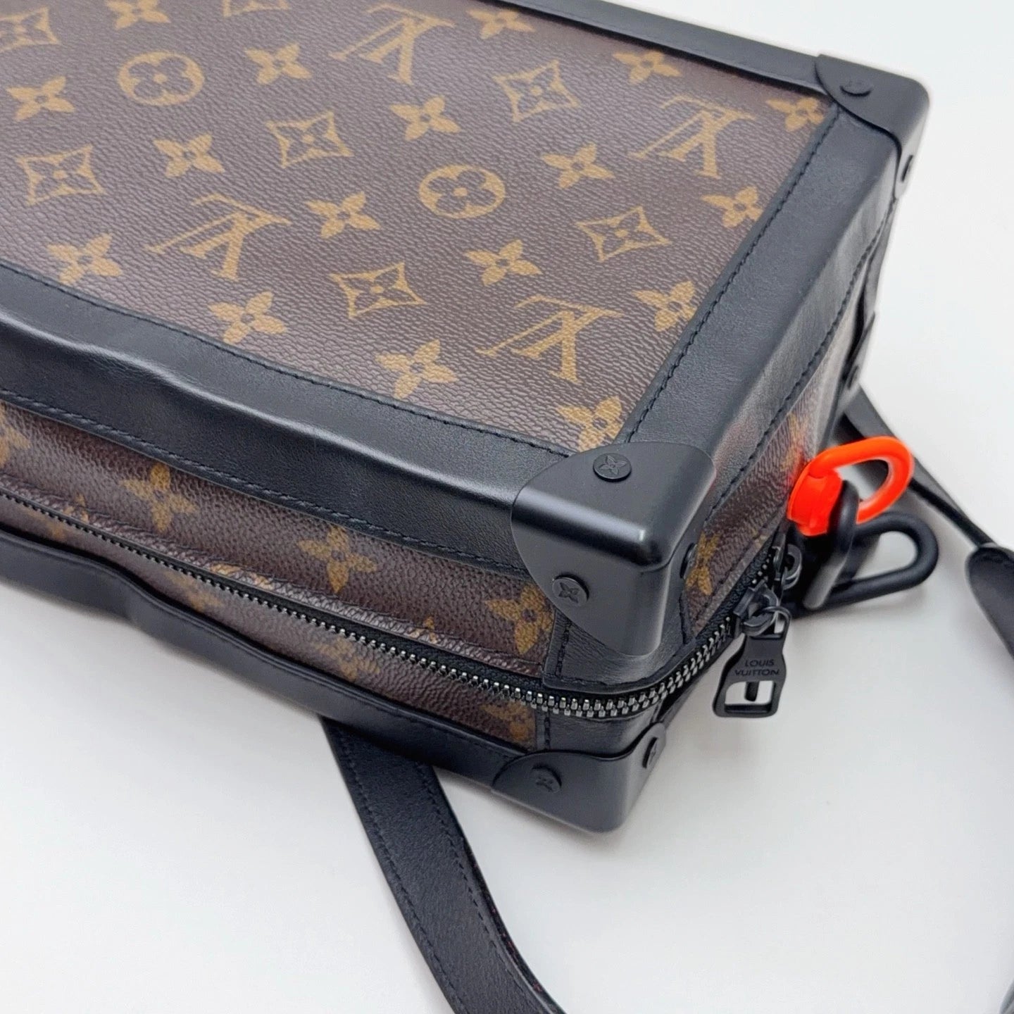 Louis Vuitton Soft Trunk MM Monogram Shoulder Bag Crossbody Unisex Adults