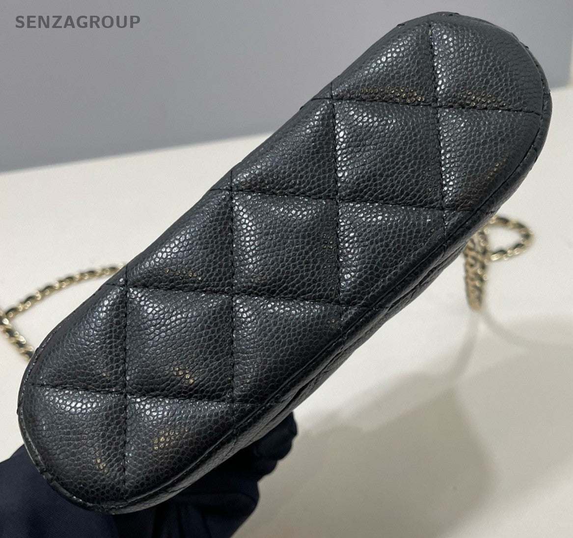 Chanel Diamond Calfskin Chain Shoulder Bag Crossbody Black Gold Women Classic