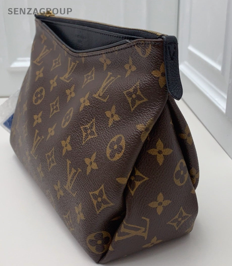 Louis Vuitton Monogram Clutch Brown Gold Unisex Adults Classic