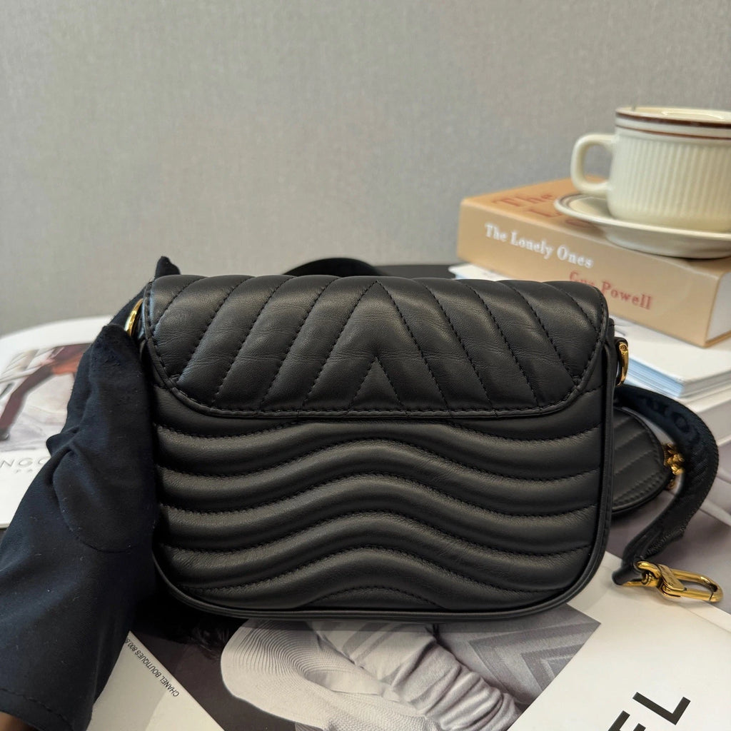 Chip Version Louis Vuitton New Wave 2Way Black Shoulder Bag Crossbody Gold HW