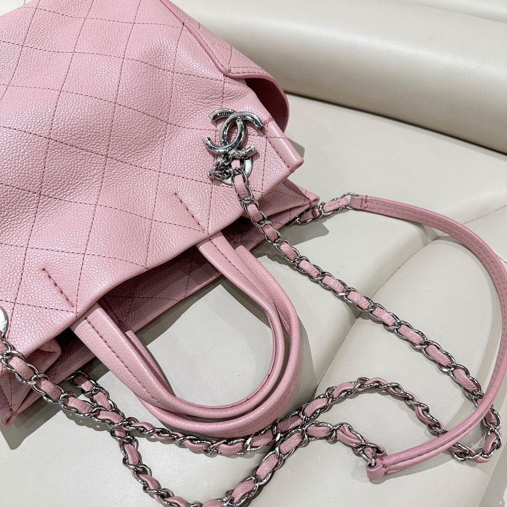 CHANEL Diamond pattern tote Calfskin Sakura Pink Shoulder bag Chain Strap Women