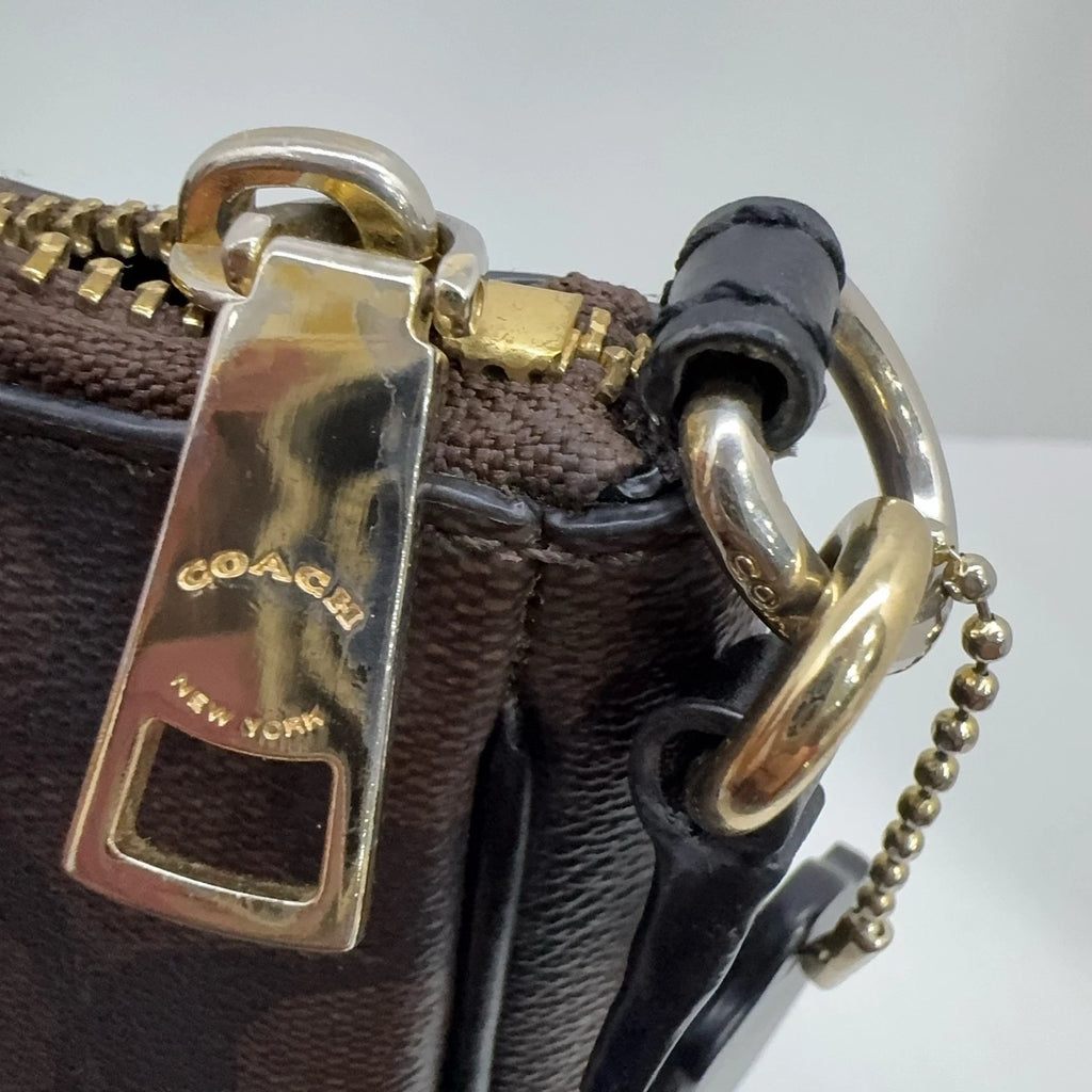 Coach 22 Classic Monogram Top Zip Shoulder Handbag For Women