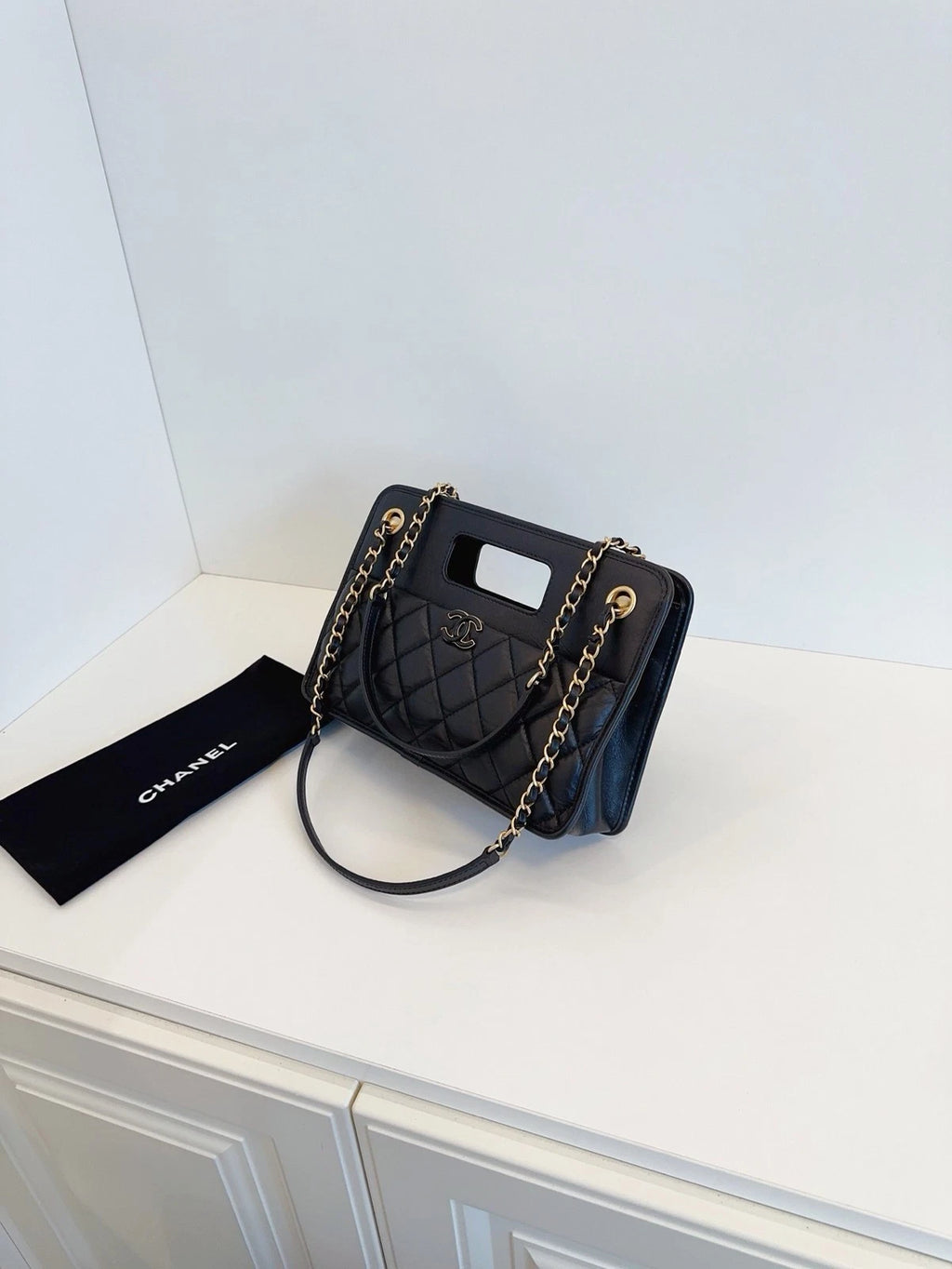 Chanel Vintage Chain Briefcase Caviar Leather Handbag Crossbody Bag Black