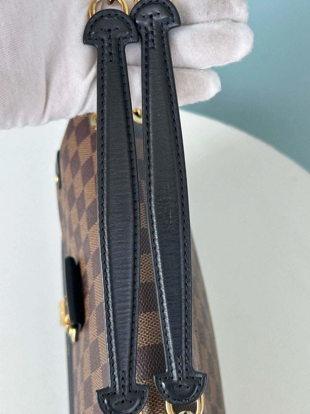 Louis Vuitton Vavin Chain Shoulder Crossbody Brown Black Gold Women Classic