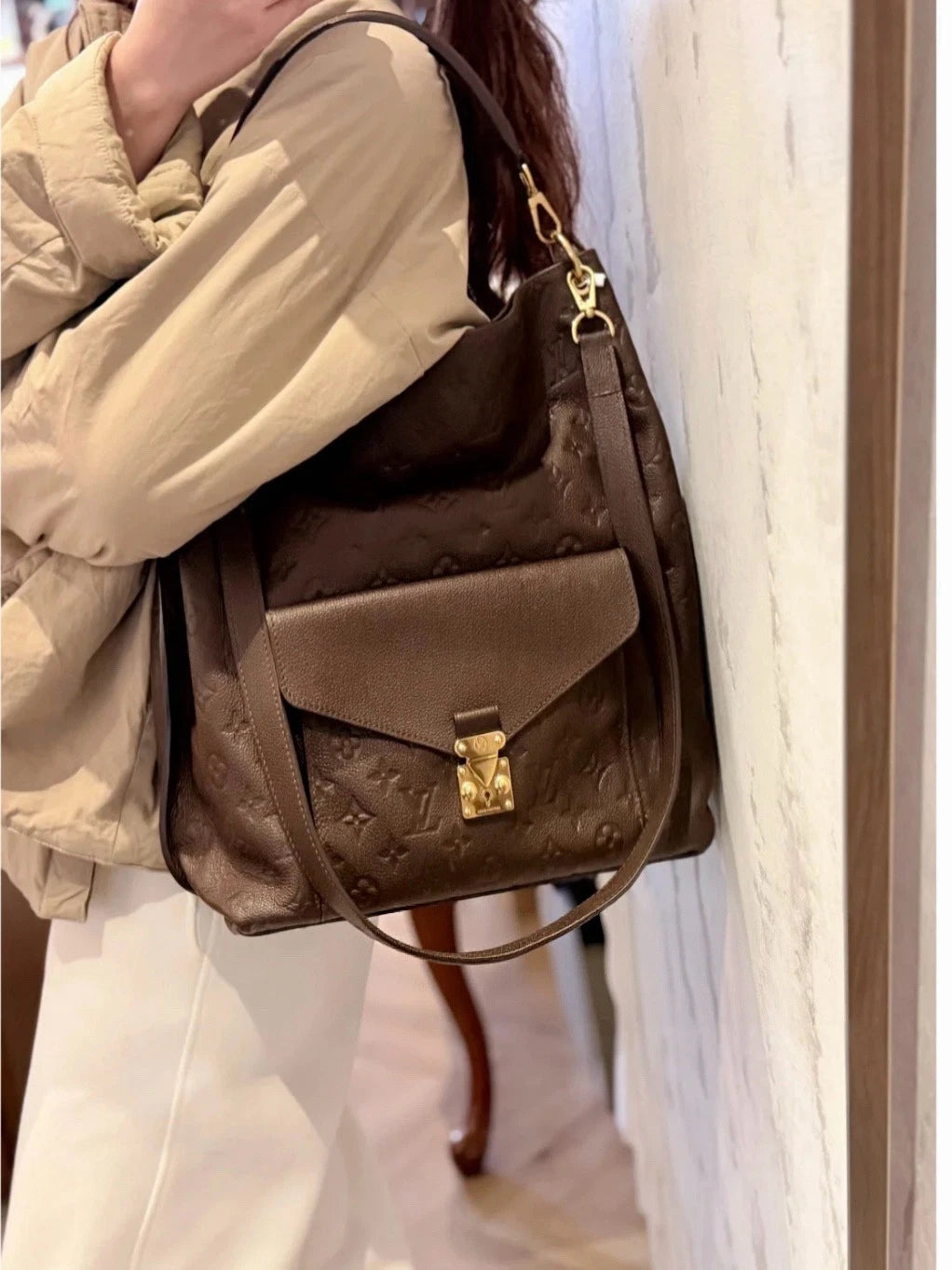 Louis Vuitton Métis Hobo 3Ways Top Handle Shoulder Crossbody Brown Gold Women