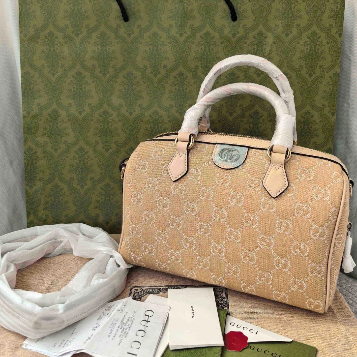 Excellent Gucci Boston Monogram Top Handle Crossbody Bag Beige Silver Hardware