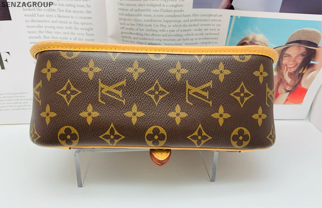 Louis Vuitton Monogram Canvas Baguette Shoulder Bag - Classic Women's
