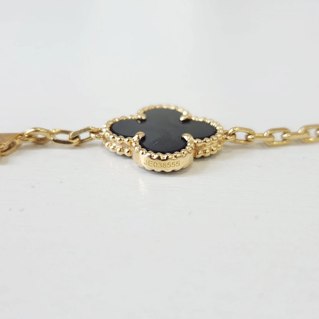 Van Cleef &amp; Arpels Vintage Alhambra 5 Motifs Onyx Bracelet 18k Yellow Gold