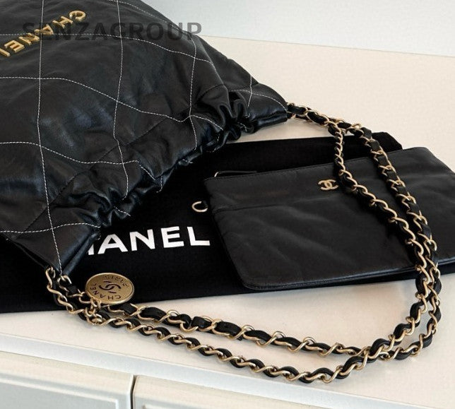 Chanel Diamond PM Chain Shoulder Bag Black Gold Used Women Classic