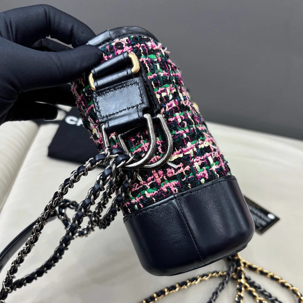 Chanel Gabrielle Chain Shoulder Crossbody Bag Black Gold Women Fashion