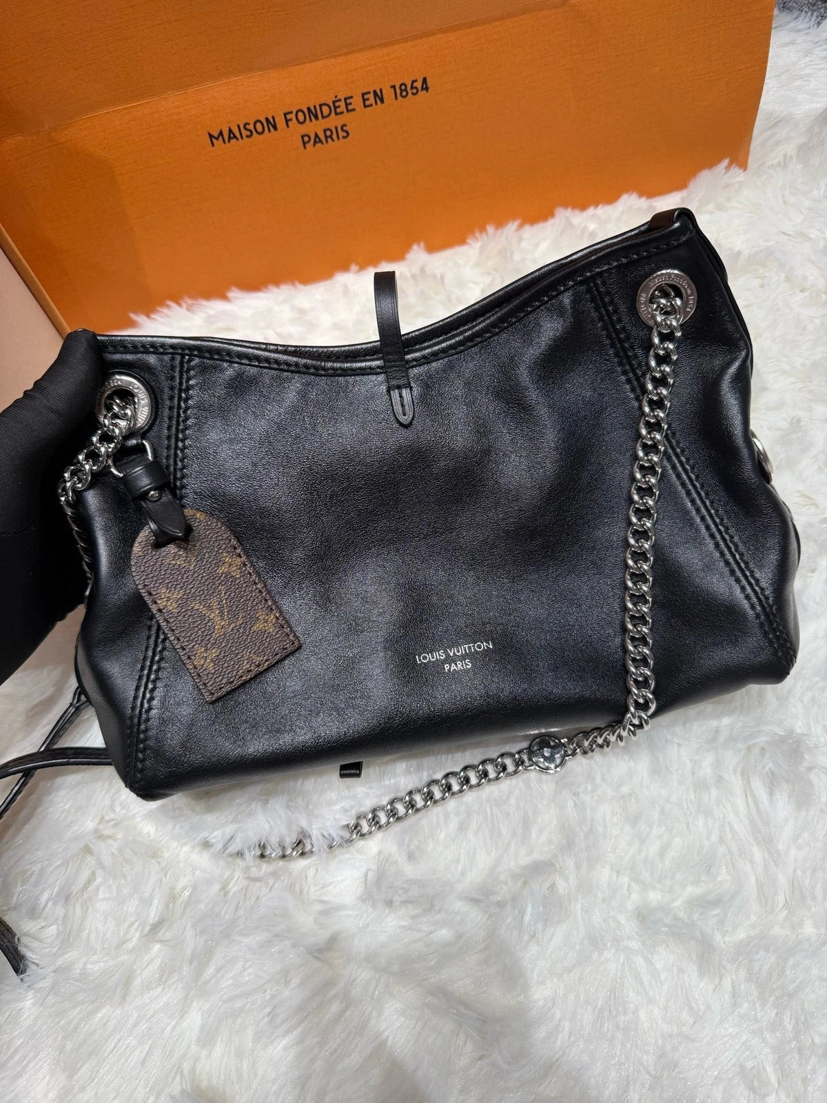Louis Vuitton Carryall Black Shoulder Bag Tote Bag Excellent