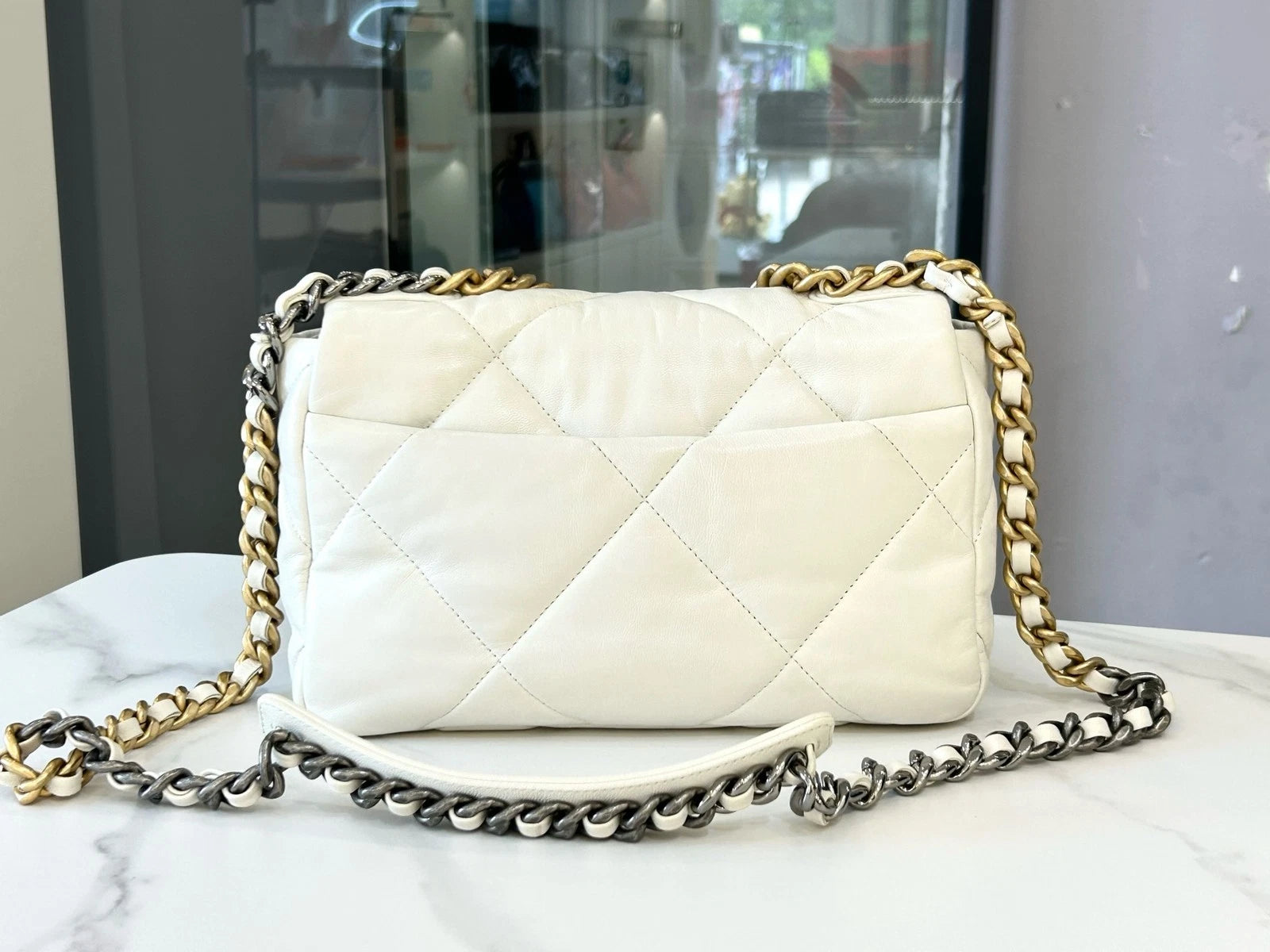 CHANEL 19Bag Small White Gold Lambskin Chain Shoulder Bag For Women