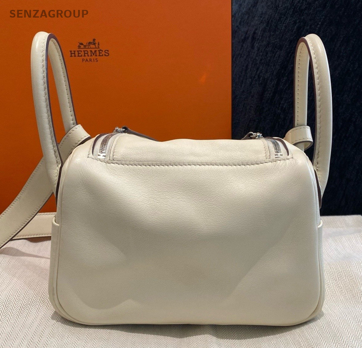 Hermes Lindy Mini Top Handle Bag Shoulder Bag White Silver Women Classic Fashion