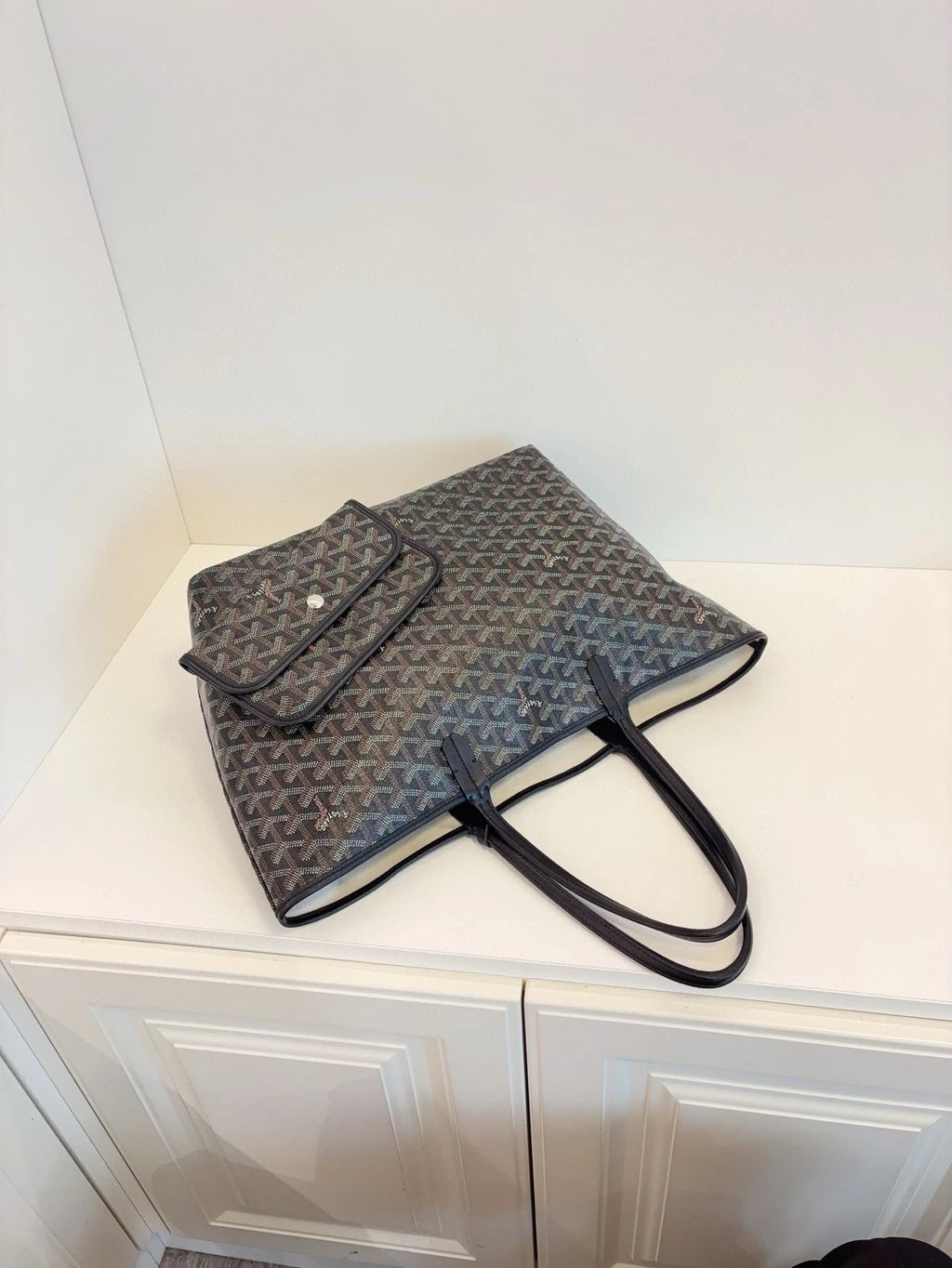 Goyard Saint Louis PM Tote Bag Black Coated Canvas Leather Trim Pouch Included