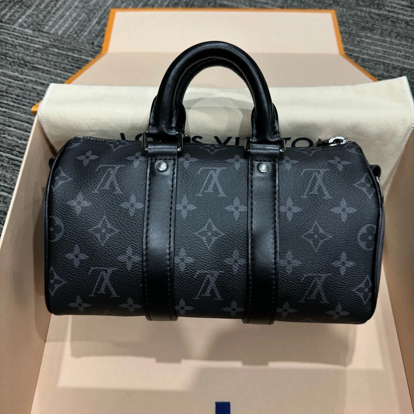 Louis Vuitton Keepall Canvas Black Handbag Top Handle Excellent