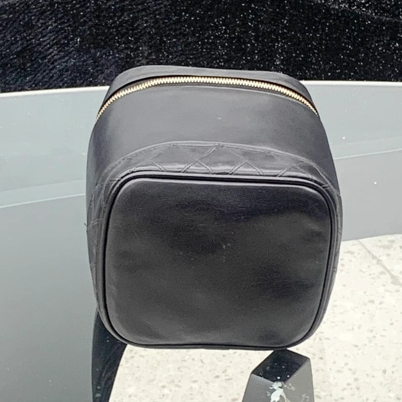 Chanel Vanity Black Gold Top Handle Excellent