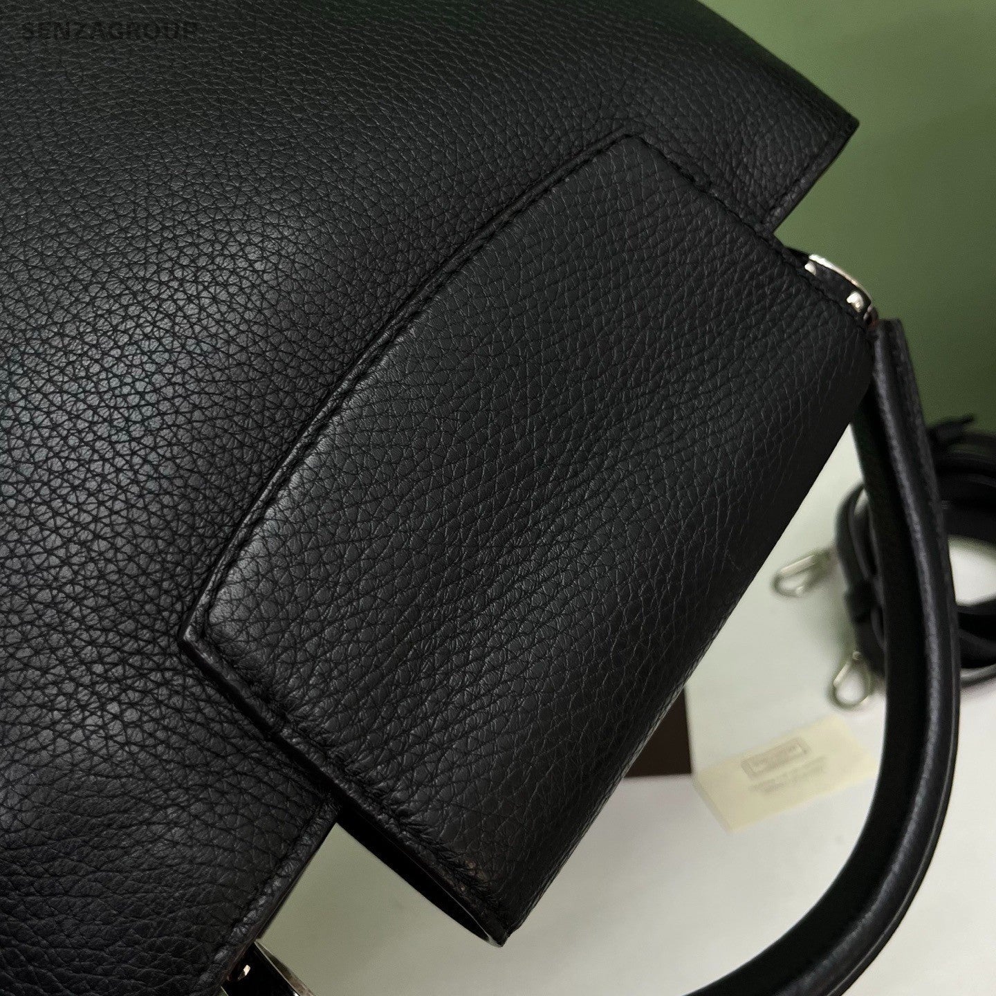Louis Vuitton Capucines 2Way Top Handle Bag Crossbody Black Silver Women Classic