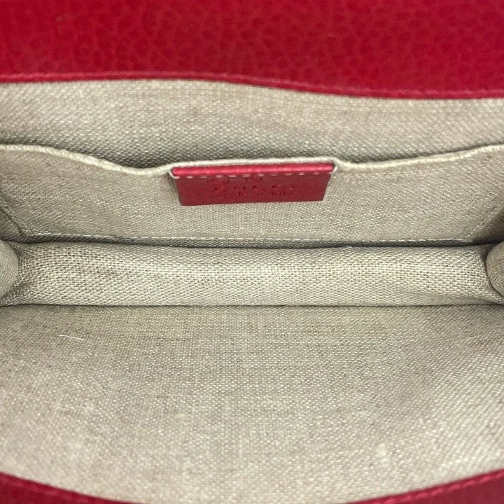 Gucci Red Grained Leather Small Accordion Chain Crossbody Bag For Women