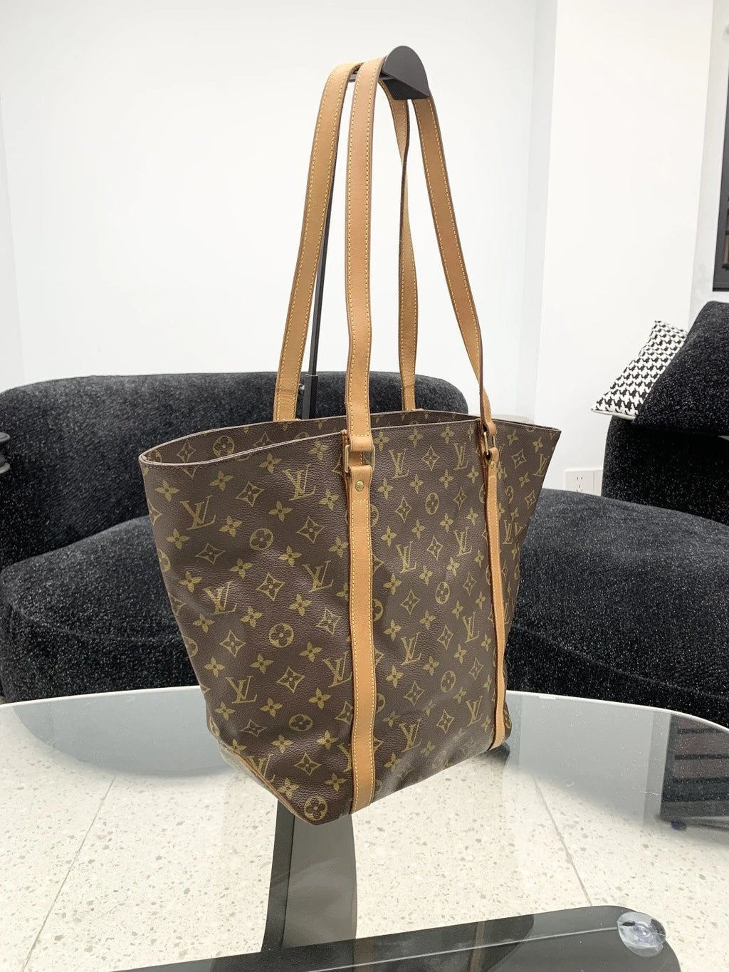 Louis Vuitton Tote GM Calfskin Momogram Shoulder Bag Brown Women S