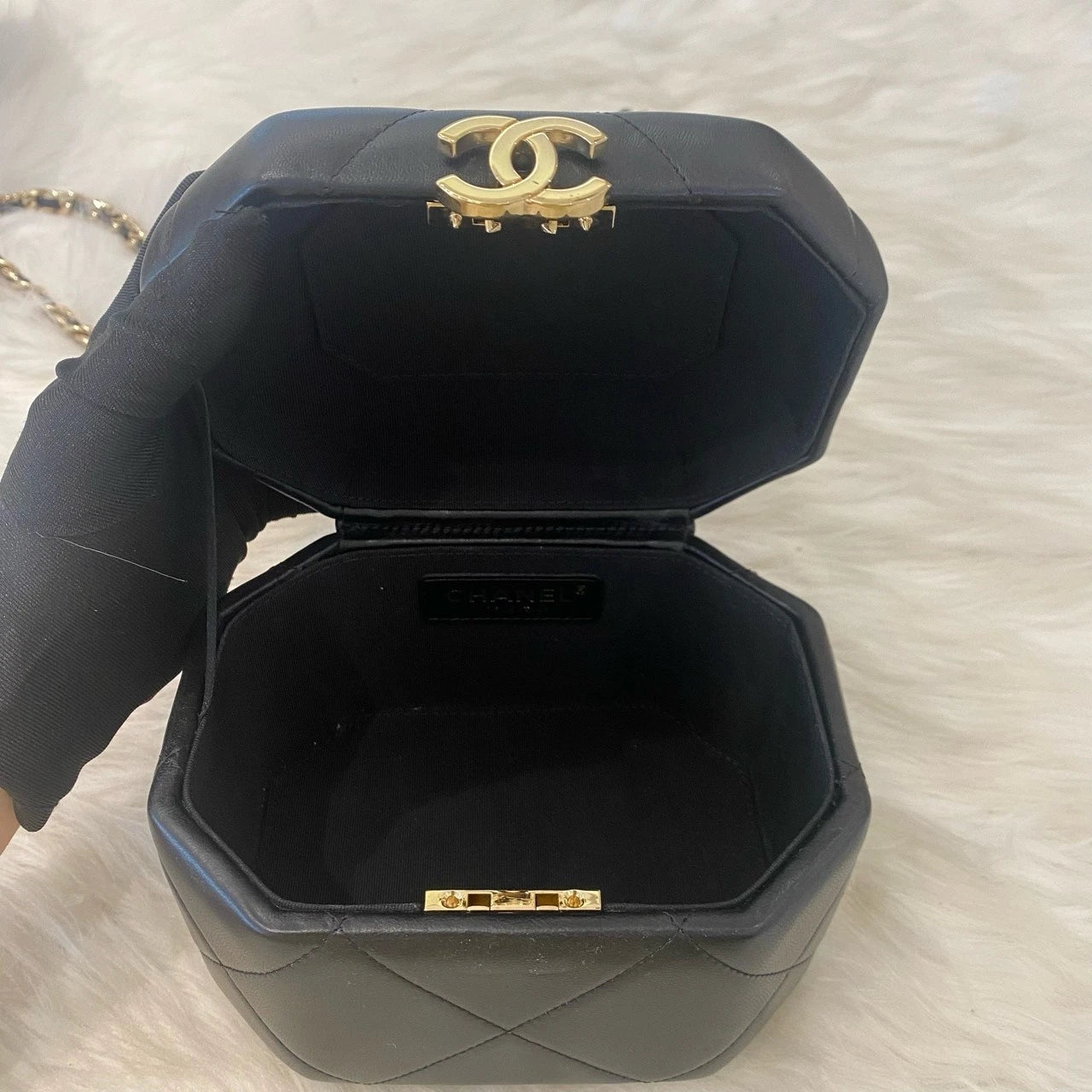 Chanel Moonlight Box Chain Shoulder Bag Black Gold Classic Women's
