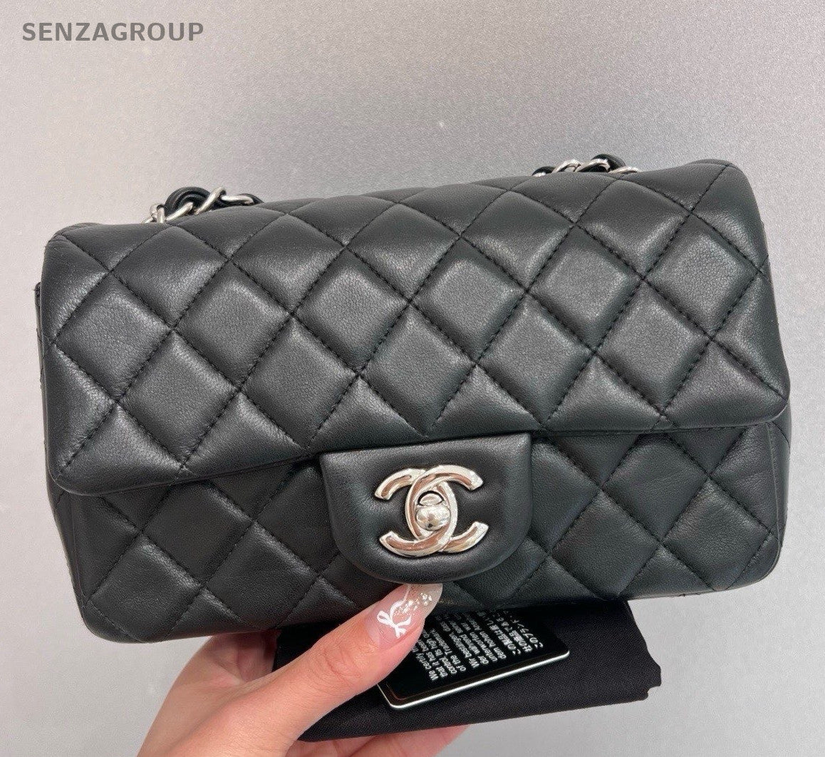 Chanel Classic Flap Mini Chain Shoulder Bag Crossbody Black Silver Women Fashion