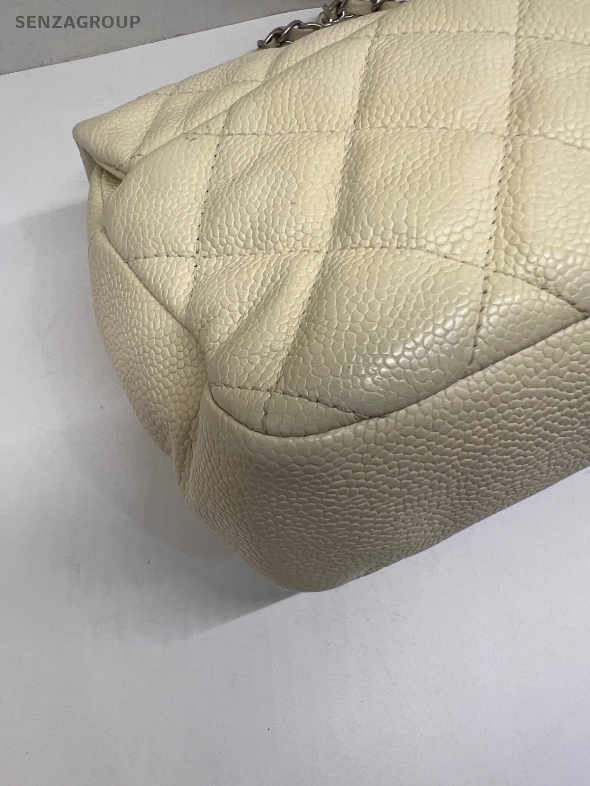 CHANEL Classic Flap GM Easy Chain Calfskin Shoulder bag Women