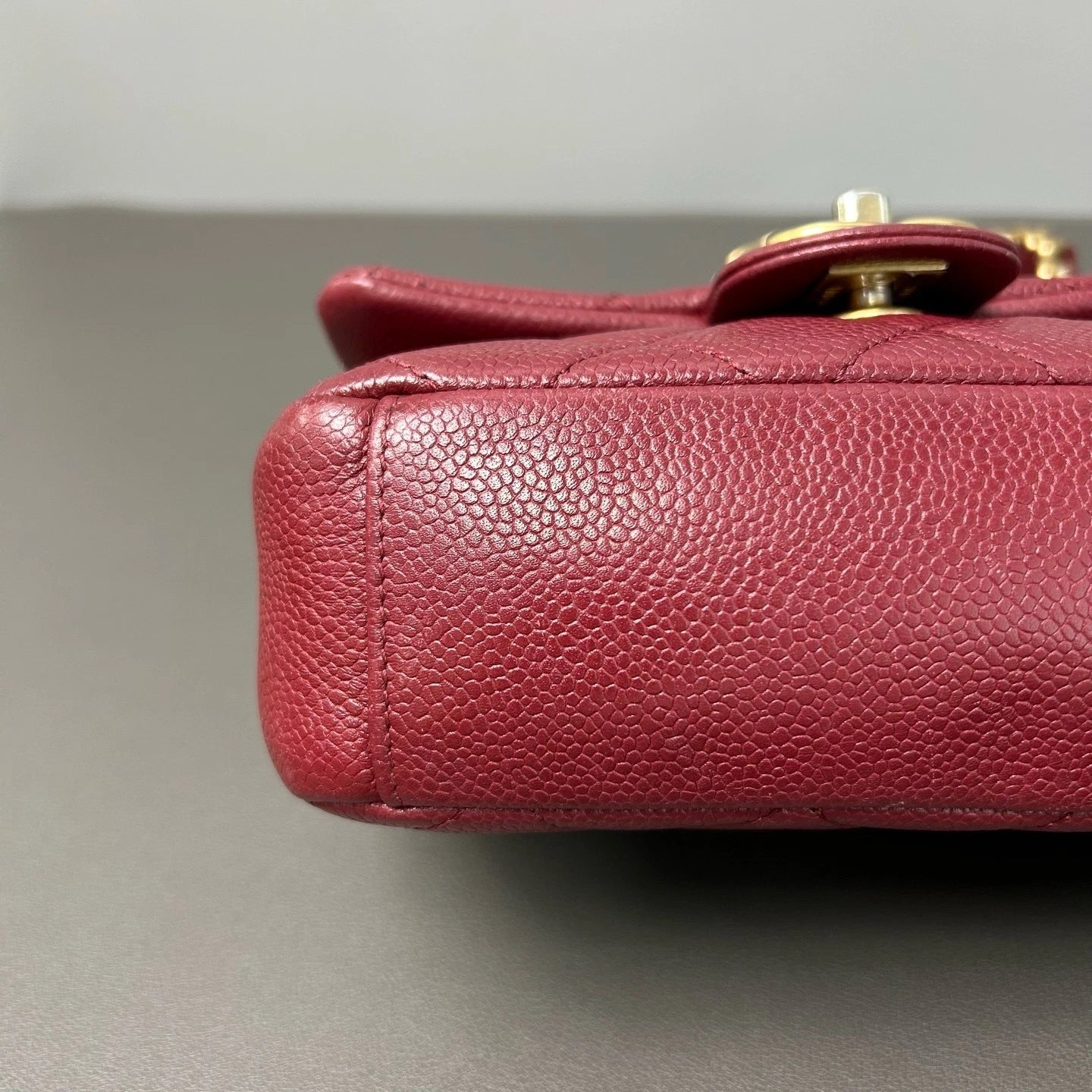 CHANEL Women Burgundy Leather Mini Square Chain Crossbody Chip Version