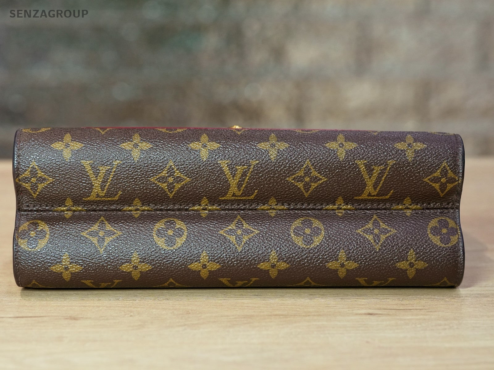 Louis Vuitton Monogram Victoire Red Canvas Shoulder bag Crossbody