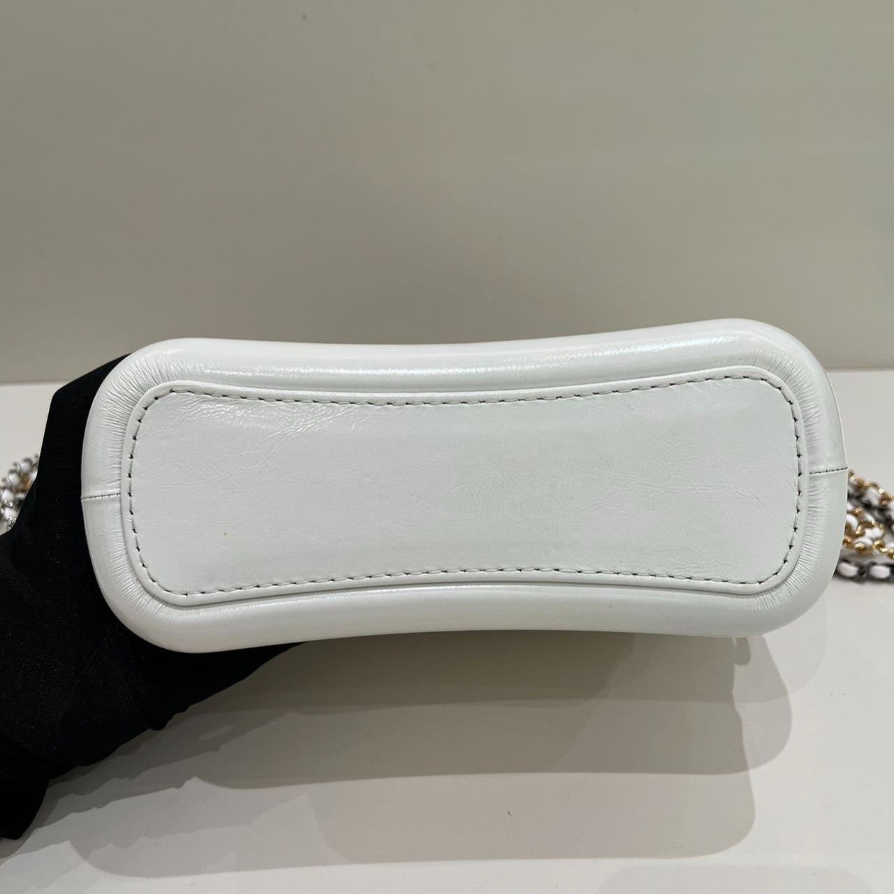 Chanel Gabrielle Small Quilted Chain Shoulder Bag - Silver White