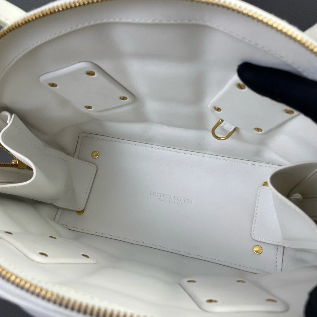 Bottega Veneta Swoop Shell Calfskin Crossbody Handbag For Women