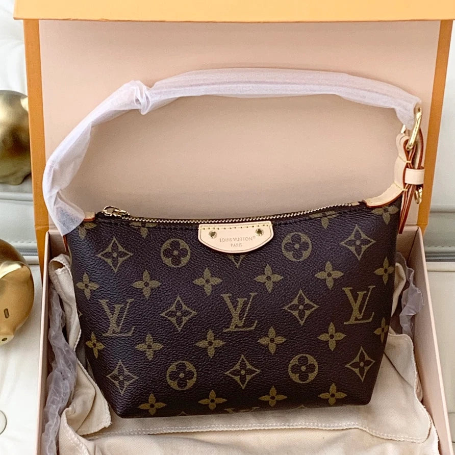 Louis Vuitton Pochette Hills Monogram Shoulder Bag Brown Gold Women S